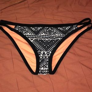 Bikini bottoms